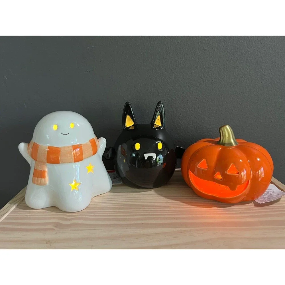 Target Bullseye BP Ceramic Light Up Pumpkin Bat Ghost NWT